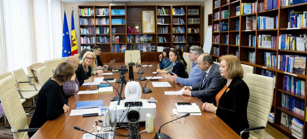 Institutul Oncologic – prezent la Masa rotundă din Parlament privind oportunitățile europene și alinierea la bune practici în oncologie
